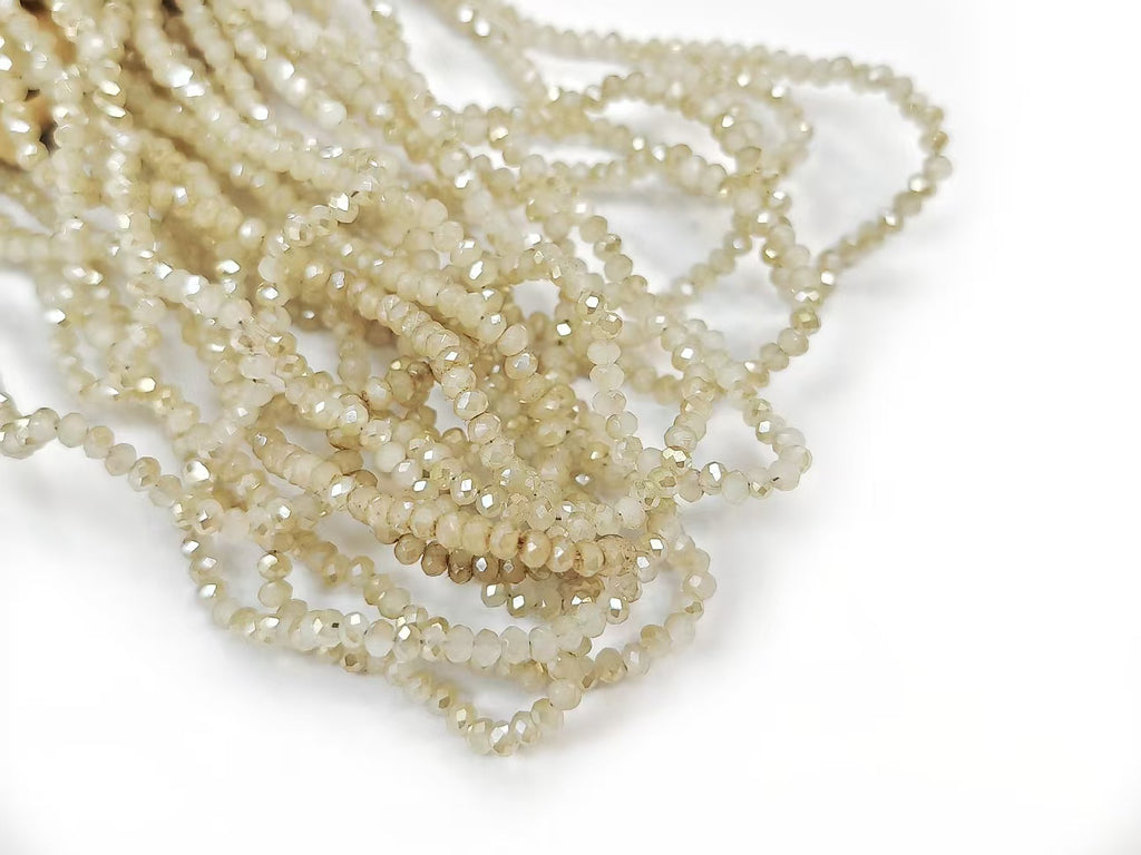 Glass beads, 2x3mm faceted rondelle, Translucent cornsilk, Lustre (#753L) | 玻璃珠, 2x3mm, 切面扁珠, 鍍面果凍淡黃 (#753L)