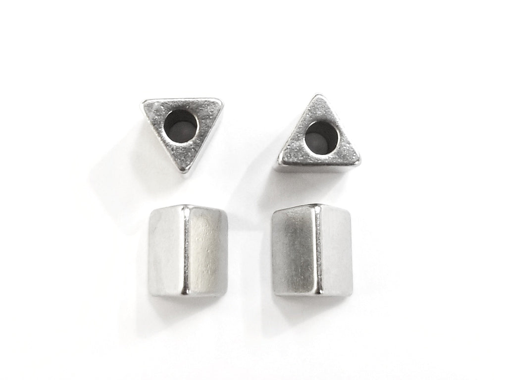 Brass beads, solid brass, 6.5x7mm, Triangle | 銅珠, 實心銅, 6.5x7mm, 三角形