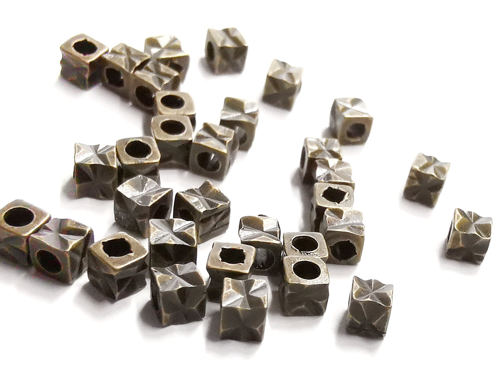 Bead, Brass, 2.5x2.5mm Square, facet cut, 50 Pieces | 2.5x2.5mm方形批花銅珠, 50個