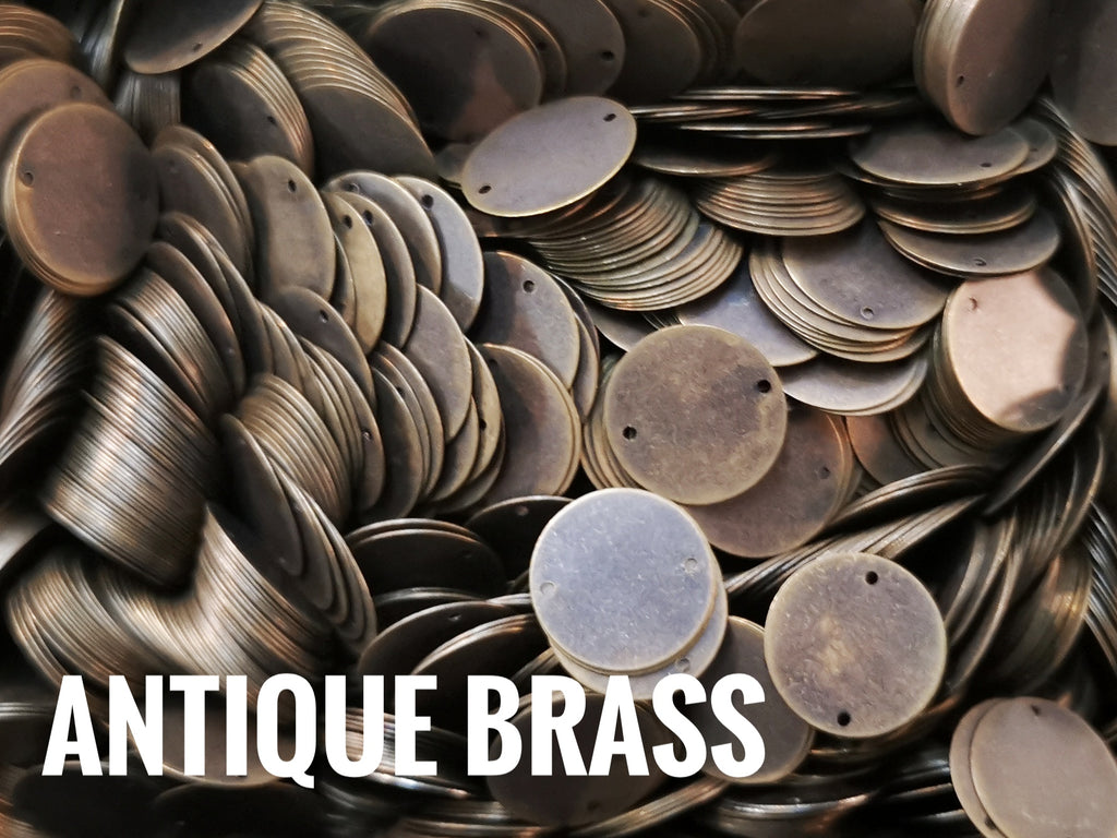 Clearance, Brass sequins, 14mm, 2 holes, 50 pcs | 特價, 圓銅片, 14mm, 雙孔, 50個