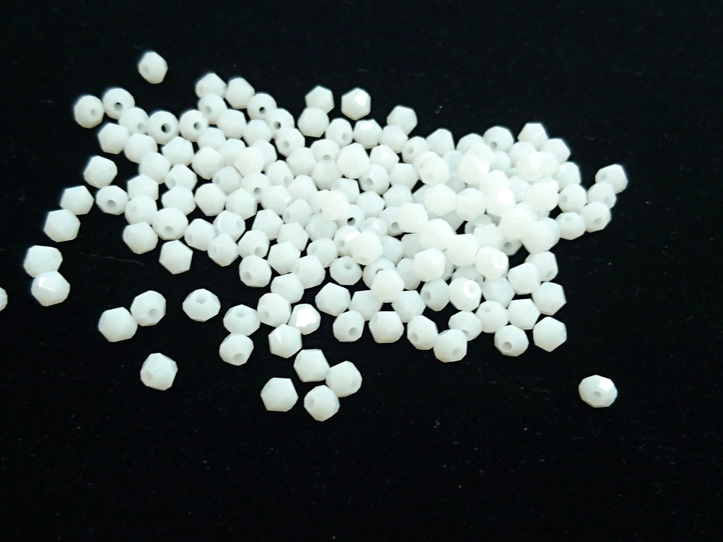 Bicone Glass Bead, 4mm, white, 144 Pcs | 雙尖水晶玻璃, 4mm, 實白色, 144粒