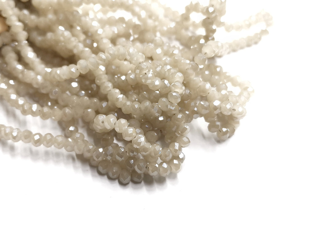 Glass beads, 3x4mm faceted rondelle, Opaque khaki, Lustre (520L) | 玻璃珠, 3x4mm, 切面扁珠, 鍍面果凍卡其 (#520L)