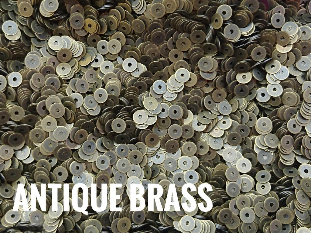Clearance, Brass sequins, 4mm, centre hole, 200 pcs | 特價, 圓銅片, 4mm, 中孔, 200個