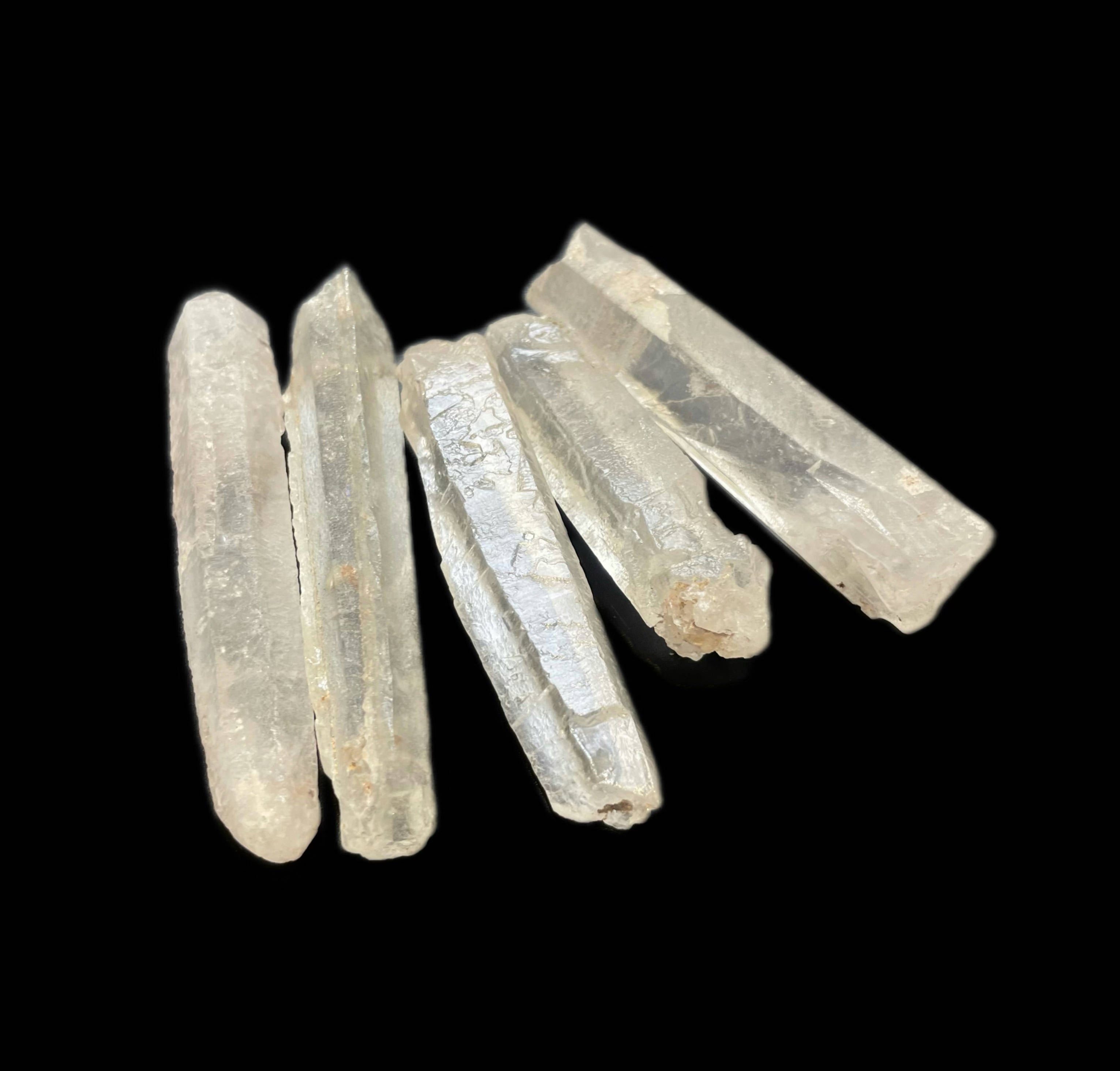 Raw Clear Quartz Crystal Point, Rock Quartz  水晶原石, 白水晶原石(柱)
