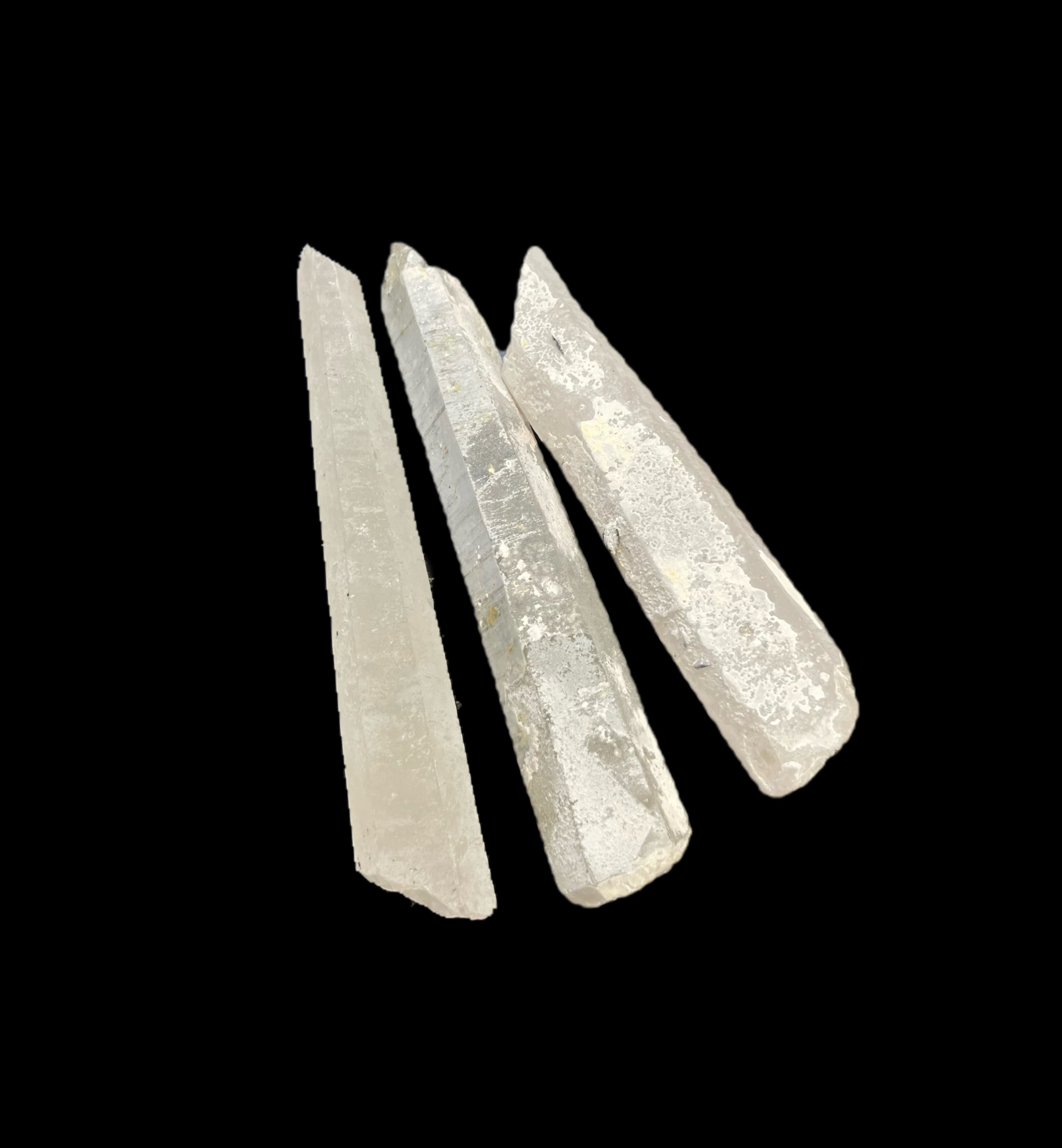 Raw Clear Quartz Crystal, Inner Mongolia, Rock Quartz 白水晶原石(柱), 老皮, 内蒙白水晶