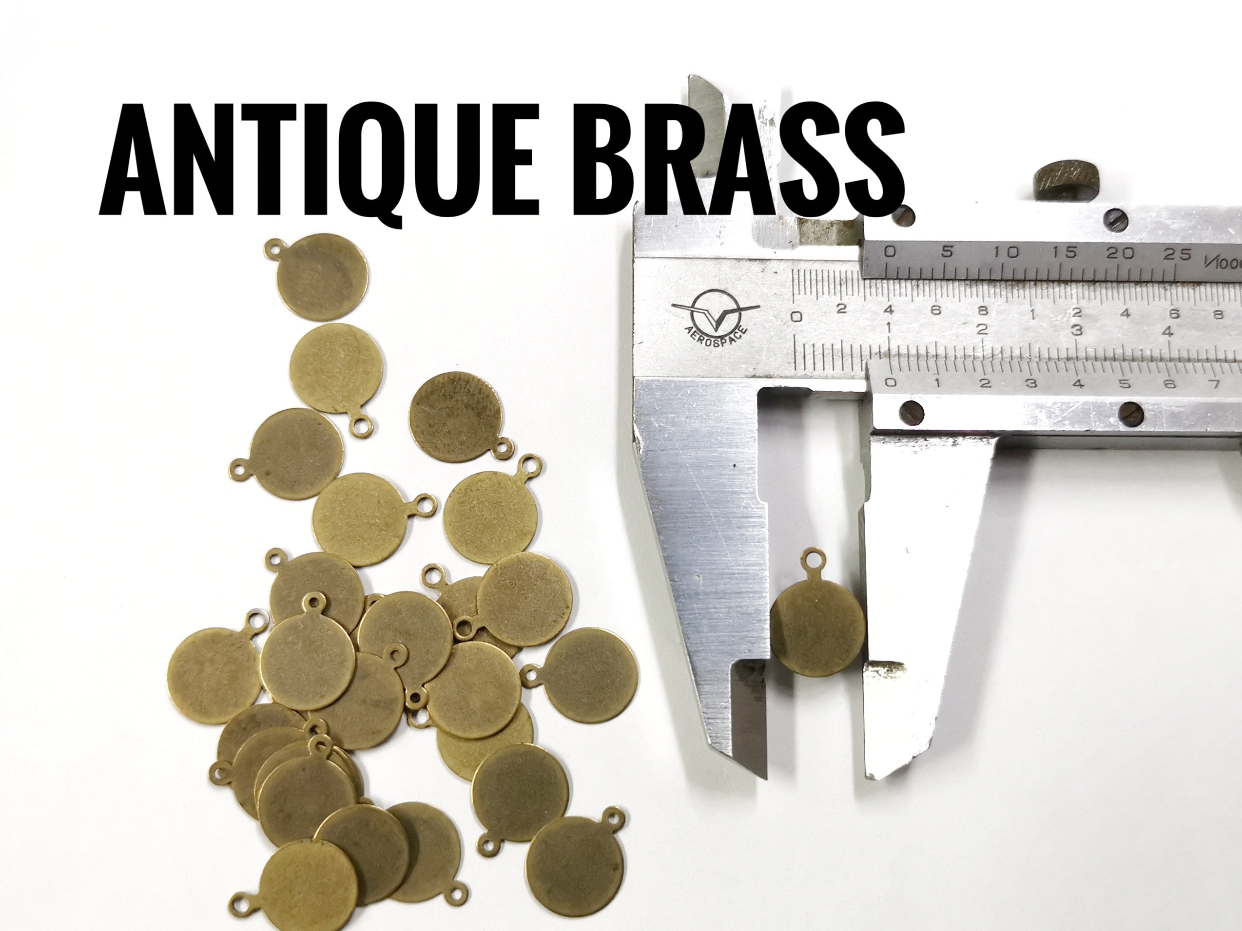 Brass Charm, 10mm, stamping tag, 36 pcs | 圓銅片, 10mm, 邊孔, 36個