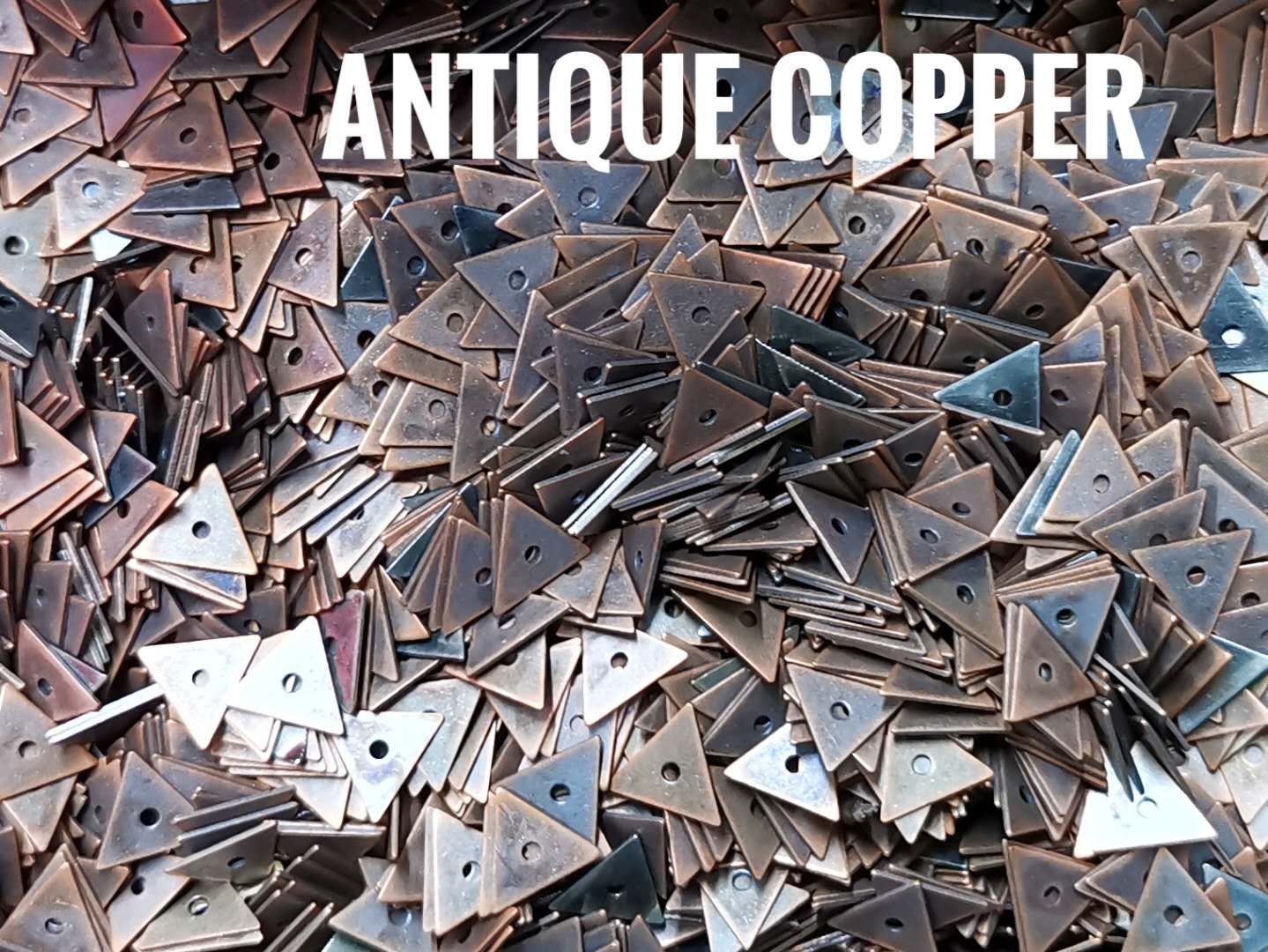 圓銅片, 7x8mm, 三角形中孔, 150個