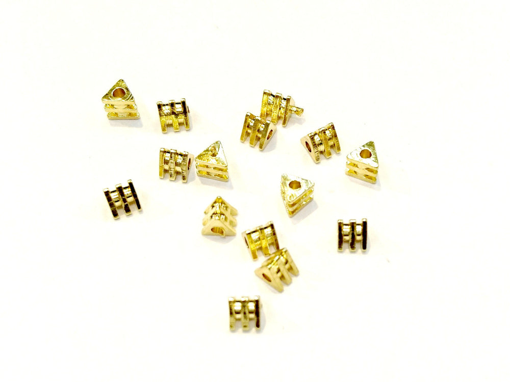 Brass Beads, 4mmx3.5mm, Triangle, 24 Pieces Per Pack - amakeit bead 天富