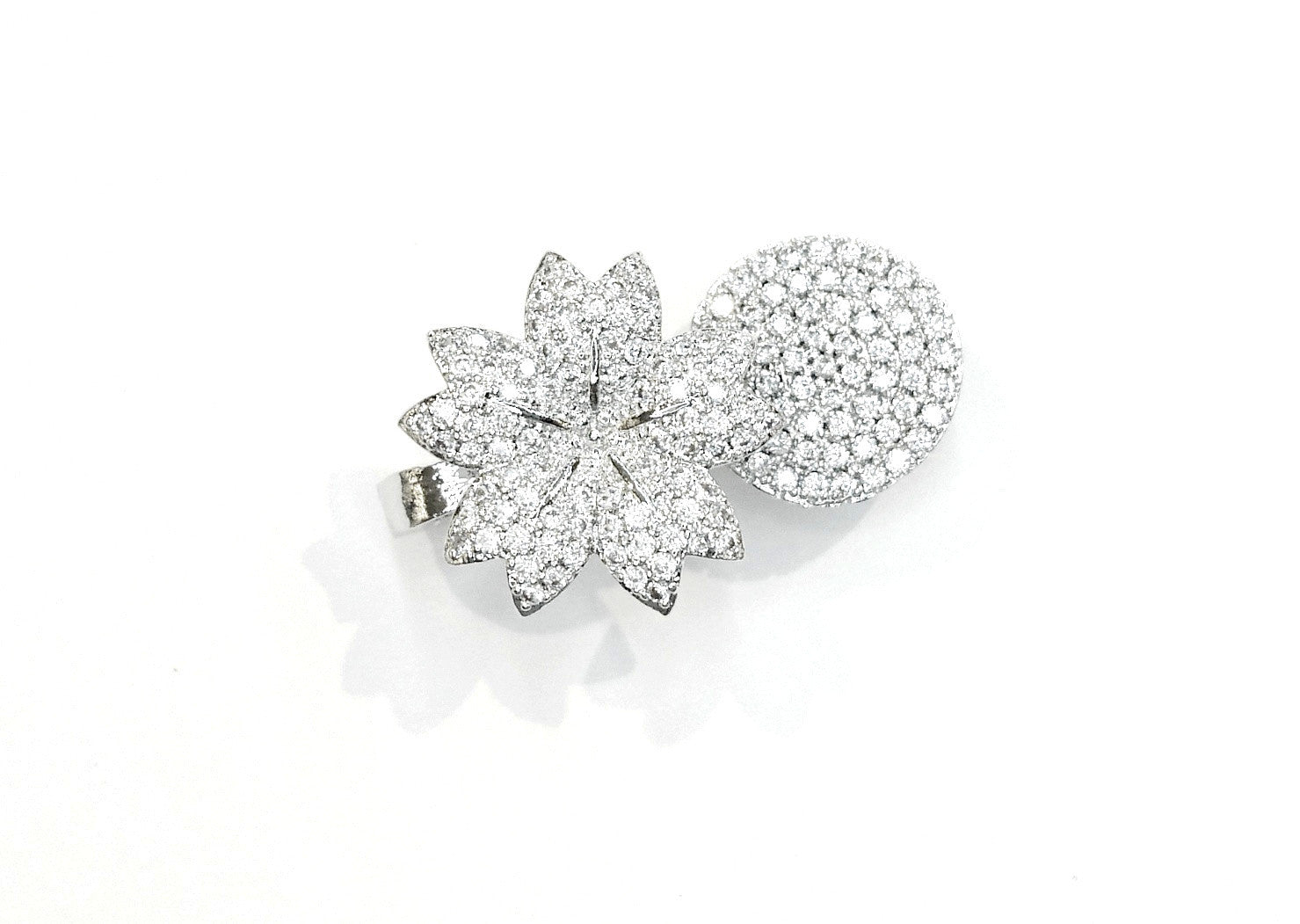Rhinestone Magnetic Clasp, 17x27mm, Flower Petal, Pearl Clasp, Price Per Piece - amakeit bead 天富