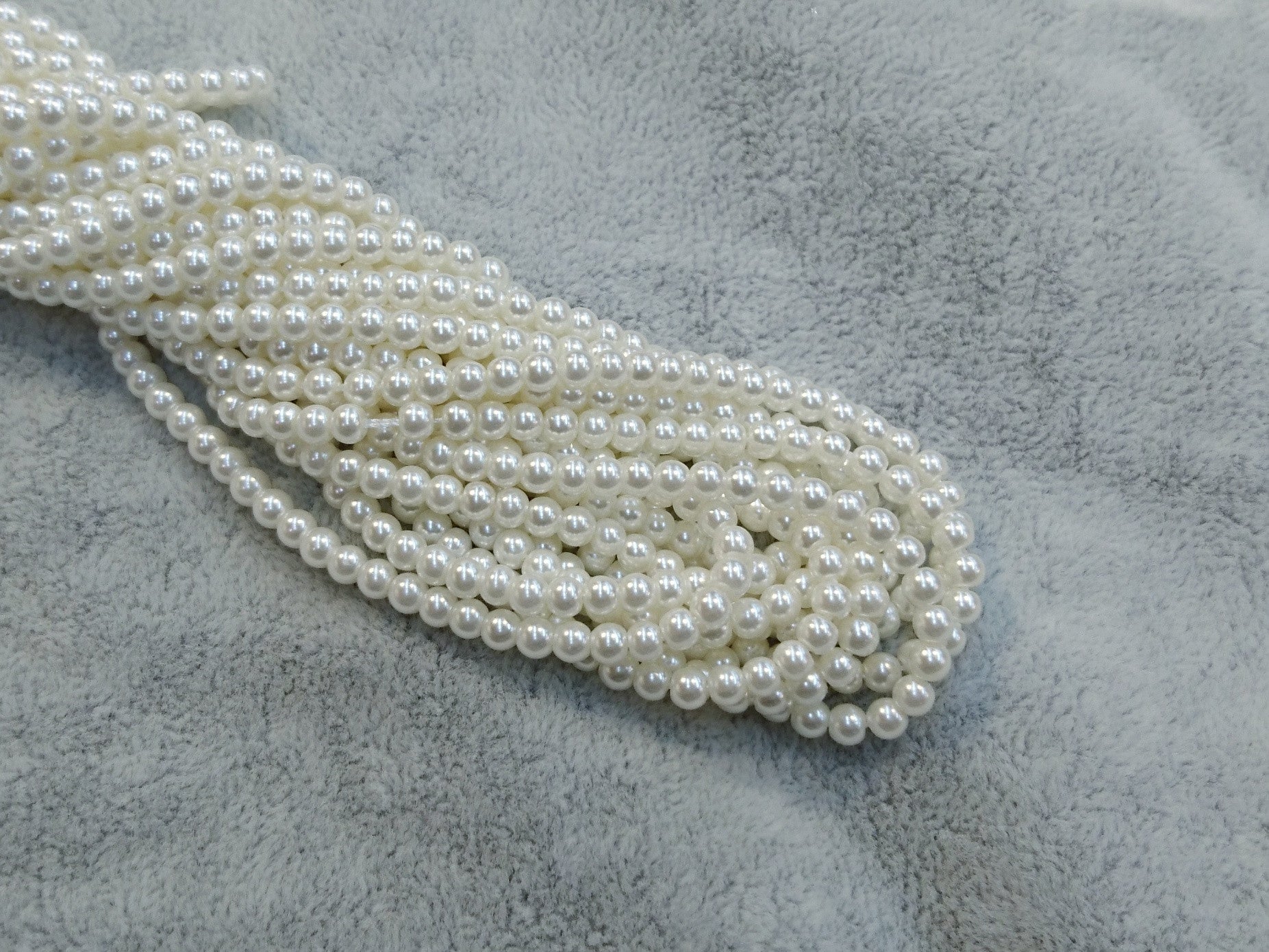Glass pearl, Ivory color, from 3mm to 12mm - amakeit bead 天富