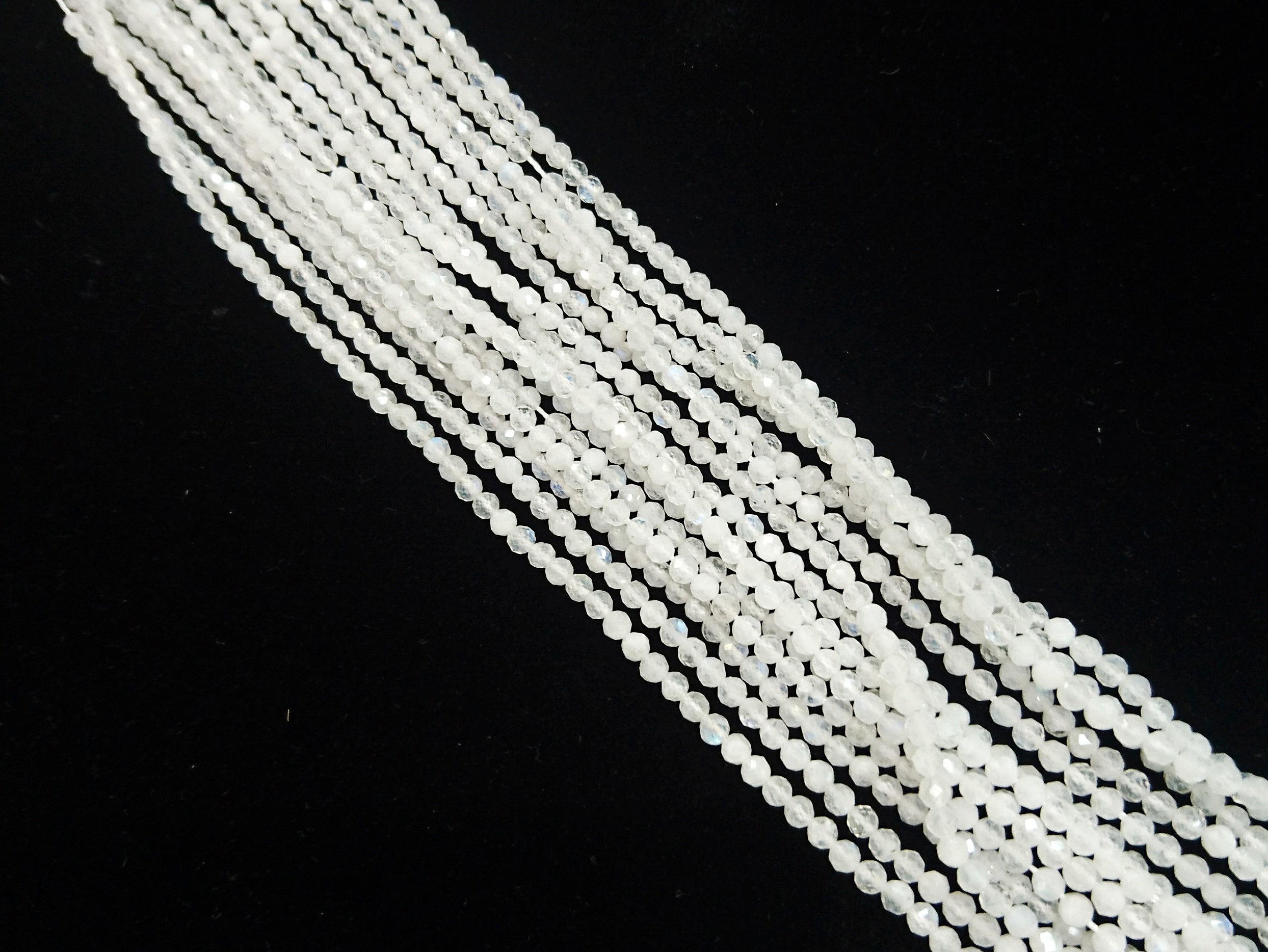 天然水晶, 圓形切面, 月光石