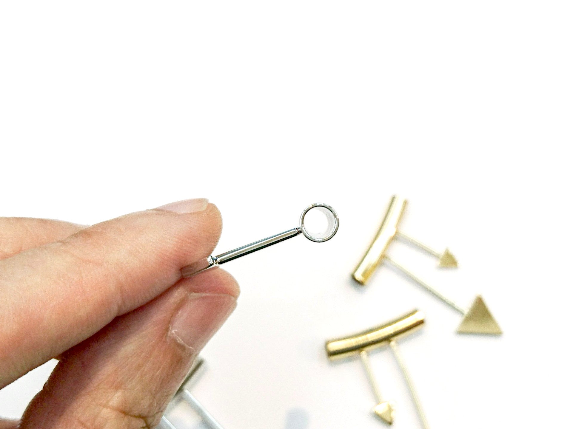 Brass findings, 25x5x39mm, T-shape, Arrow, Price Per 2 Pieces - amakeit bead 天富